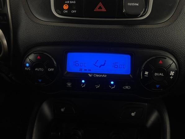 Hyundai ix35 I с пробегом 2011 года, цена 820 000 рублей, 355932 км, внедорожник, Автокод Объявления