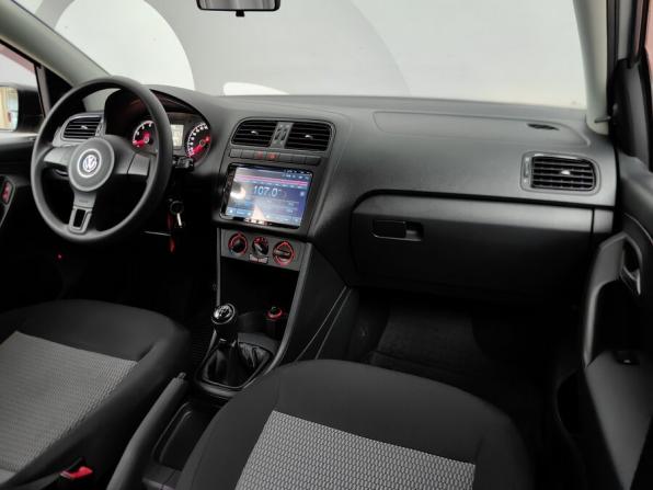 Volkswagen Polo V с пробегом 2015 года, цена 898 000 рублей, 106000 км, седан, Автокод Объявления