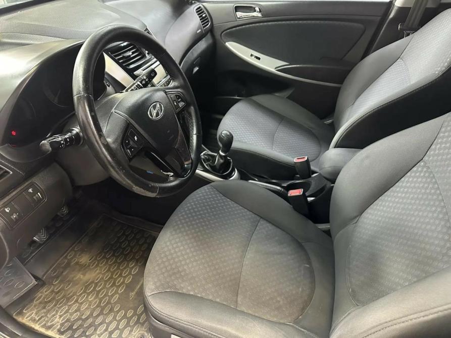 Hyundai Solaris I Набережные Челны  - изображение 9