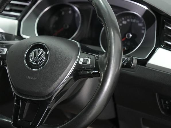Volkswagen Passat B8 с пробегом 2015 года, цена 1 670 000 рублей, 153709 км, универсал, Автокод Объявления