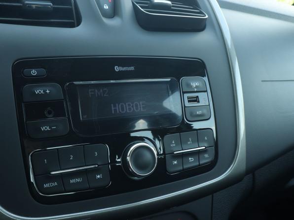 Renault Logan II Рестайлинг с пробегом 2022 года, цена 1 050 000 рублей, 89125 км, седан, Автокод Объявления