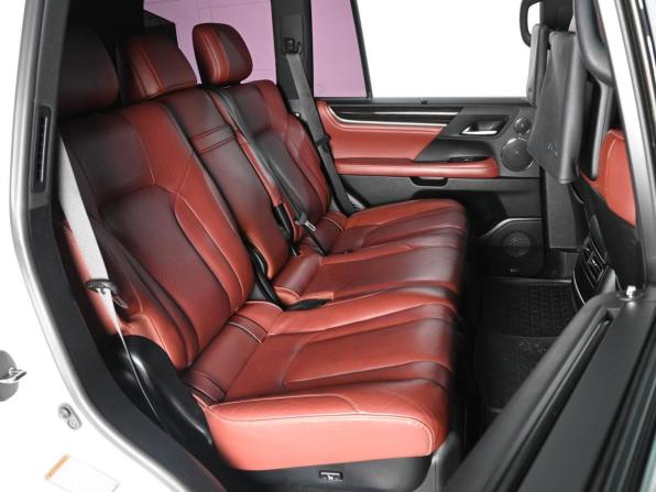 Lexus LX III Рестайлинг 2 с пробегом 2018 года, цена 9 799 000 рублей, 62769 км, внедорожник, Автокод Объявления