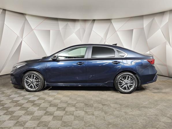 Kia Cerato IV Рестайлинг с пробегом 2022 года, цена 2 425 000 рублей, 36045 км, седан, Автокод Объявления