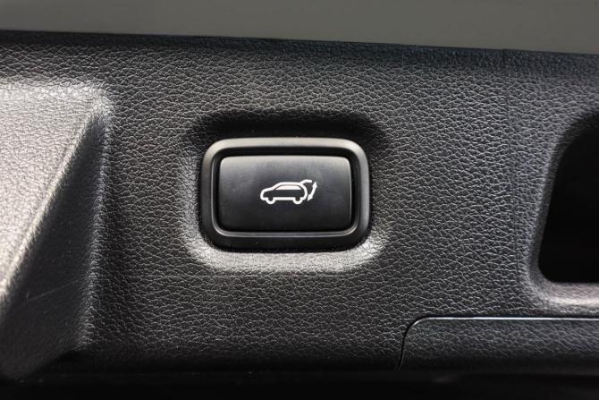 Hyundai Santa Fe IV Рестайлинг с пробегом 2021 года, цена 3 699 000 рублей, 51000 км, внедорожник, Автокод Объявления