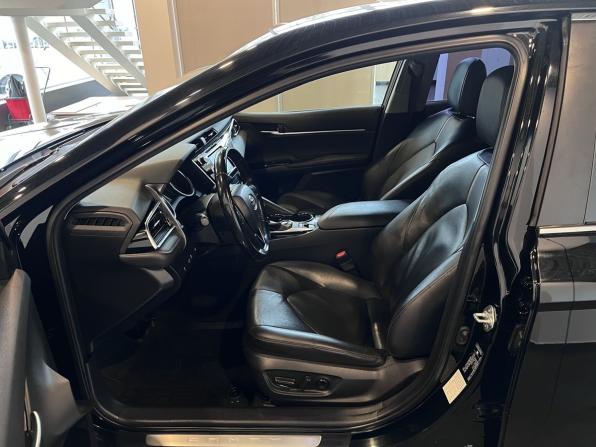 Toyota Camry VIII (XV70) с пробегом 2021 года, цена 2 520 000 рублей, 219645 км, седан, Автокод Объявления