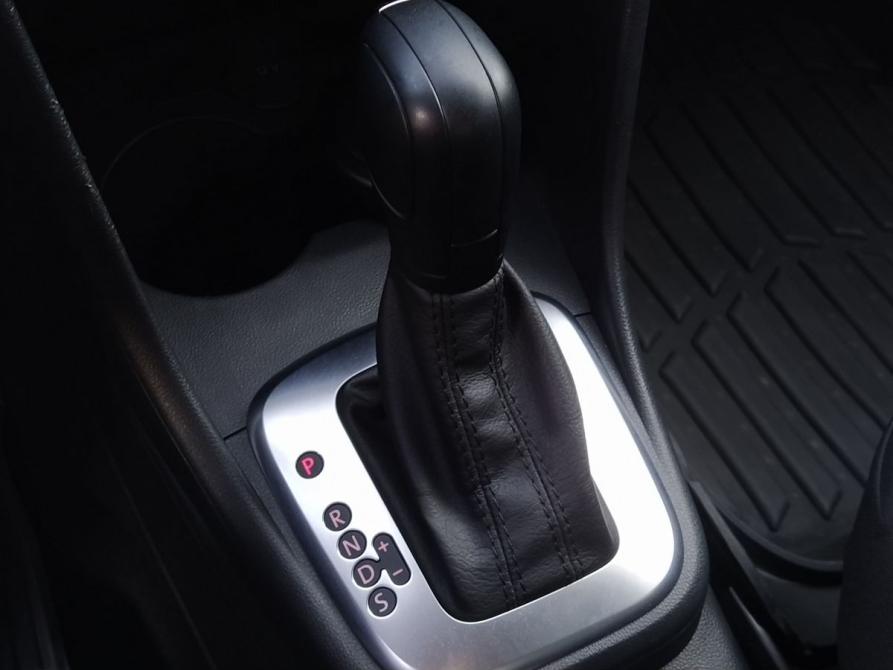 Volkswagen Polo V Рестайлинг Екатеринбург  - изображение 11
