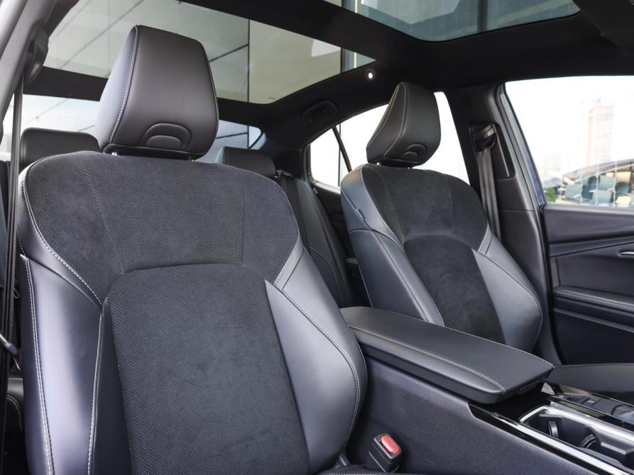 Toyota Camry IX (XV80) China Market Москва  - изображение 11