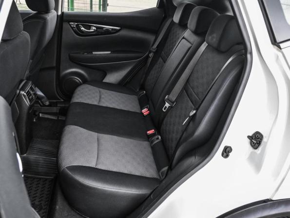 Nissan Qashqai II с пробегом 2017 года, цена 1 599 000 рублей, 96225 км, внедорожник, Автокод Объявления