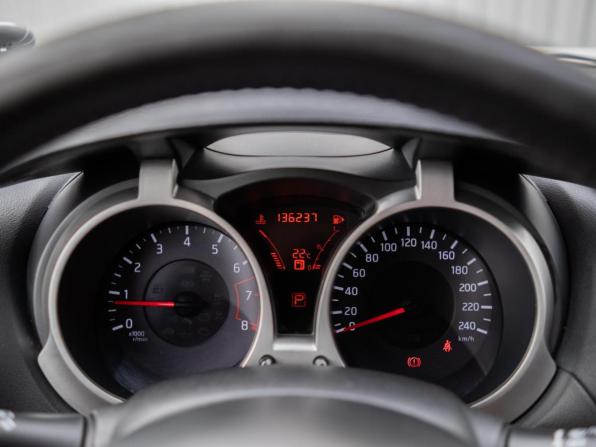 Nissan Juke I с пробегом 2011 года, цена 1 049 000 рублей, 136237 км, внедорожник, Автокод Объявления