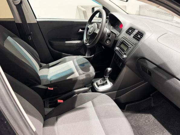 Volkswagen Polo V с пробегом 2012 года, цена 698 806 рублей, 224910 км, седан, Автокод Объявления