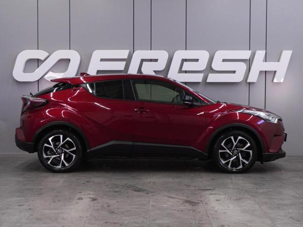 Toyota C-HR I с пробегом 2017 года, цена 1 669 000 рублей, 151052 км, внедорожник, Автокод Объявления