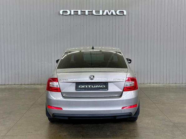 Skoda Octavia III (A7) с пробегом 2015 года, цена 1 597 000 рублей, 105821 км, лифтбек, Автокод Объявления