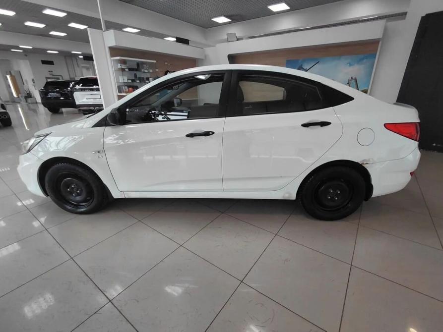 Hyundai Solaris I Москва  - изображение 8
