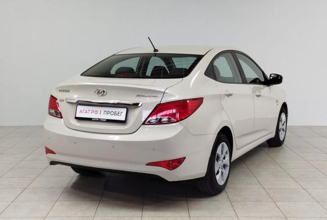 Hyundai Solaris I Рестайлинг с пробегом 2015 года, цена 1 300 000 рублей, 104804 км, седан, Автокод Объявления