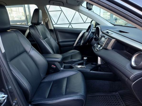 Toyota RAV4 IV (XA40) с пробегом 2013 года, цена 2 159 000 рублей, 112500 км, внедорожник, Автокод Объявления