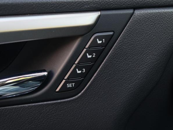 Lexus RX IV Рестайлинг с пробегом 2020 года, цена 5 750 000 рублей, 30323 км, внедорожник, Автокод Объявления