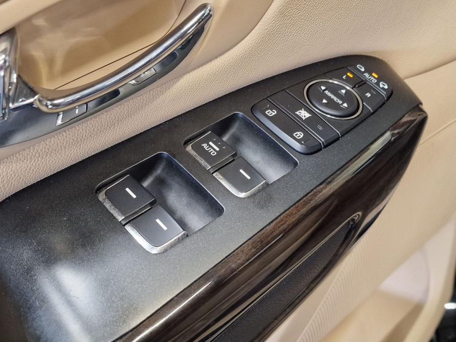 Kia Carnival III Москва  - изображение 14