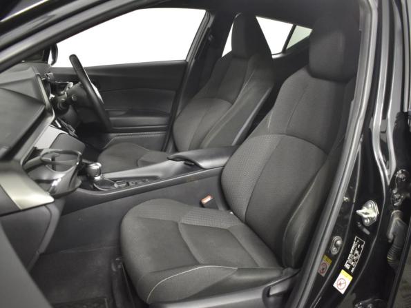 Toyota C-HR I с пробегом 2019 года, цена 1 994 900 рублей, 100091 км, внедорожник, Автокод Объявления