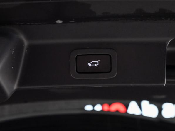 Jaguar F-Pace I с пробегом 2019 года, цена 3 350 000 рублей, 112605 км, внедорожник, Автокод Объявления