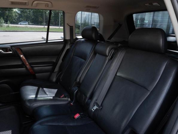 Toyota Highlander II (XU40) Рестайлинг с пробегом 2011 года, цена 2 199 000 рублей, 246865 км, внедорожник, Автокод Объявления