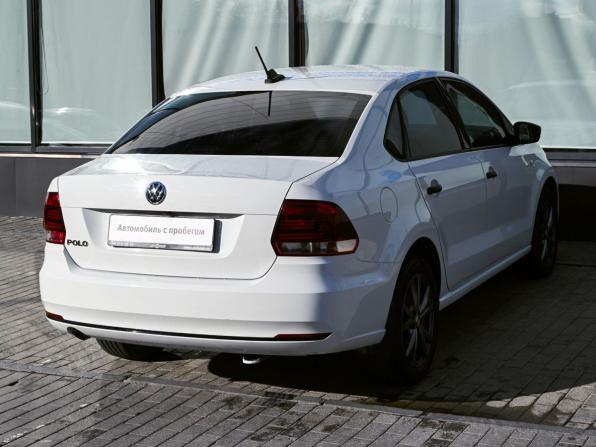 Volkswagen Polo V Рестайлинг с пробегом 2019 года, цена 1 099 000 рублей, 89788 км, седан, Автокод Объявления