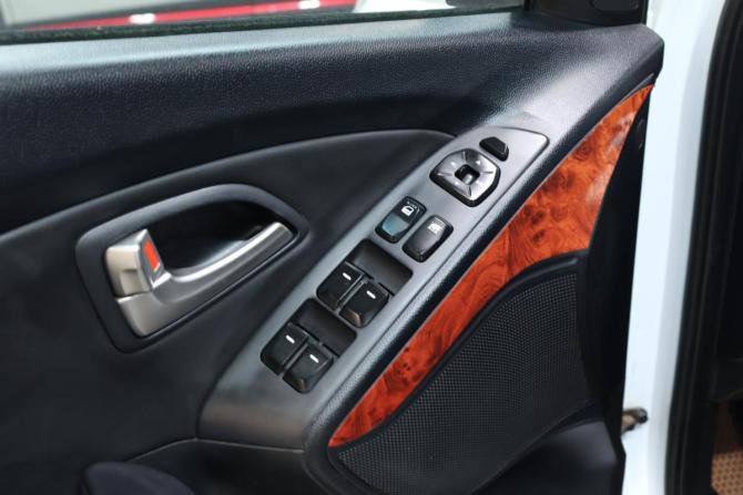 Hyundai ix35 I с пробегом 2010 года, цена 995 000 рублей, 219384 км, внедорожник, Автокод Объявления