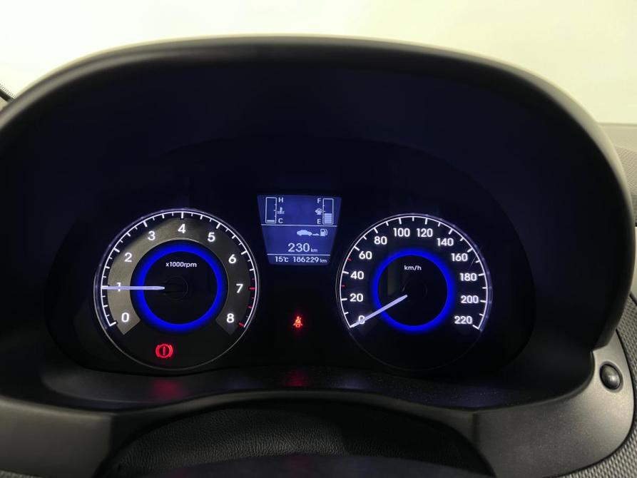 Hyundai Solaris I Рестайлинг Ростов-на-Дону  - изображение 12