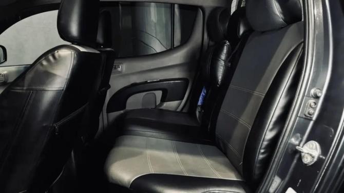 Mitsubishi L200 IV с пробегом 2010 года, цена 1 300 000 рублей, 200000 км, пикап, Автокод Объявления