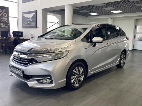 Honda Shuttle II с пробегом 2015 года, цена 1 219 900 рублей, 151000 км, универсал, Автокод Объявления