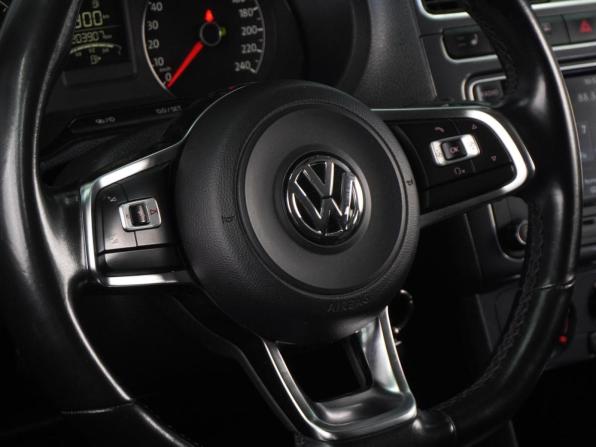 Volkswagen Polo V Рестайлинг с пробегом 2019 года, цена 1 113 000 рублей, 203907 км, седан, Автокод Объявления