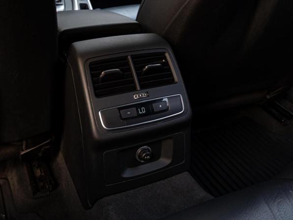 Audi A4 V (B9) с пробегом 2018 года, цена 2 330 000 рублей, 75996 км, седан, Автокод Объявления