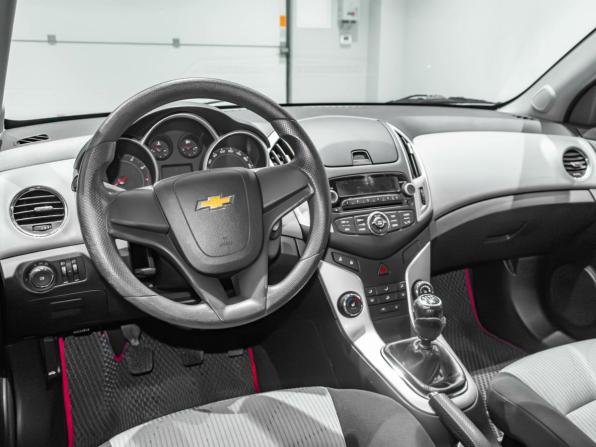 Chevrolet Cruze I Рестайлинг с пробегом 2013 года, цена 704 993 рубля, 206089 км, седан, Автокод Объявления