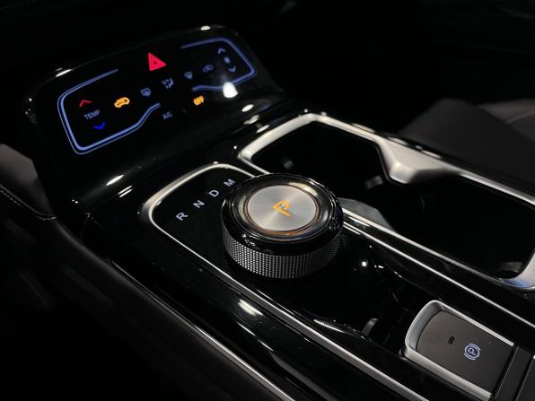 JAC JS6 с пробегом 2023 года, цена 2 150 000 рублей, 34856 км, внедорожник, Автокод Объявления