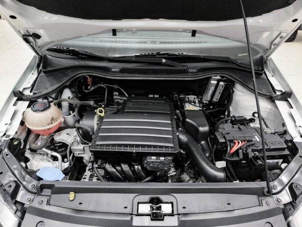 Volkswagen Polo V Рестайлинг с пробегом 2019 года, цена 1 070 000 рублей, 145815 км, седан, Автокод Объявления