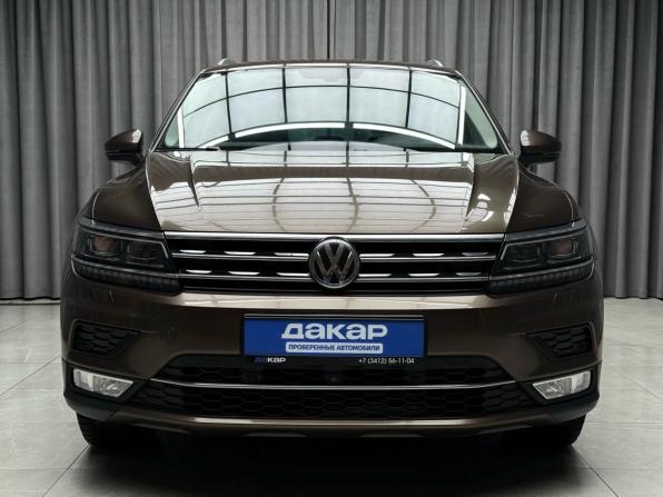 Volkswagen Tiguan II с пробегом 2017 года, цена 2 849 000 рублей, 128143 км, внедорожник, Автокод Объявления