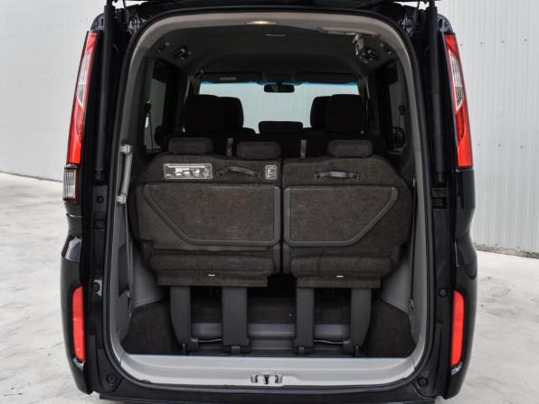 Honda Stepwgn V с пробегом 2015 года, цена 1 420 000 рублей, 190220 км, минивэн, Автокод Объявления