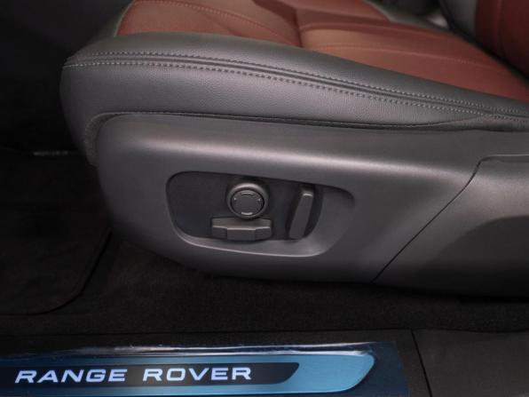 Land Rover Range Rover Evoque II Рестайлинг с пробегом 2025 года, цена 5 700 000 рублей, 50 км, внедорожник, Автокод Объявления