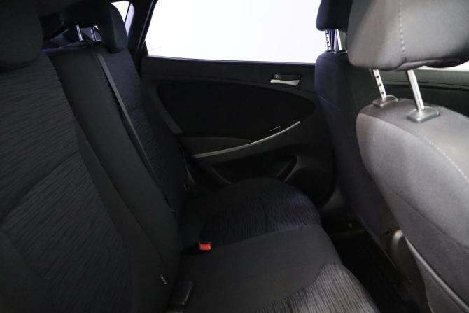 Hyundai Solaris I Рестайлинг с пробегом 2015 года, цена 949 000 рублей, 136000 км, хэтчбек, Автокод Объявления