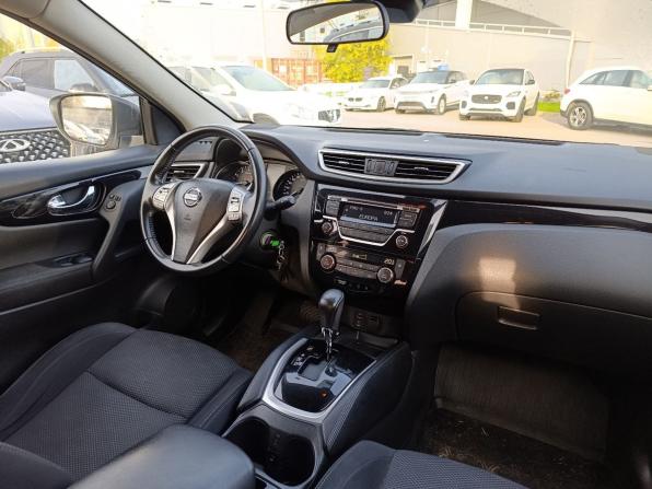 Nissan Qashqai II с пробегом 2017 года, цена 1 049 000 рублей, 181000 км, внедорожник, Автокод Объявления