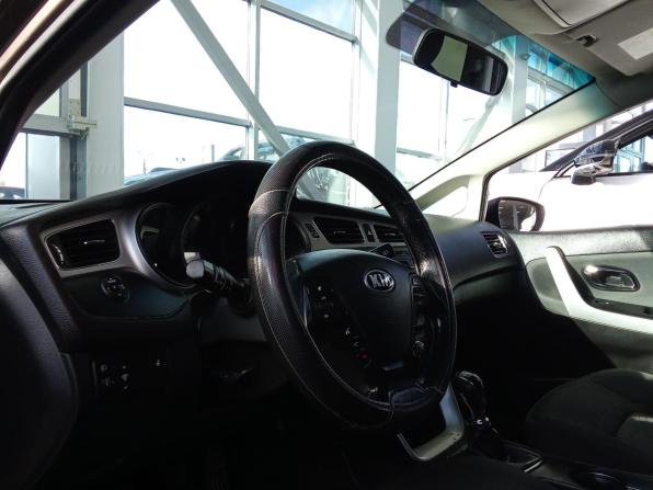 Kia Ceed II с пробегом 2014 года, цена 729 000 рублей, 240000 км, хэтчбек, Автокод Объявления