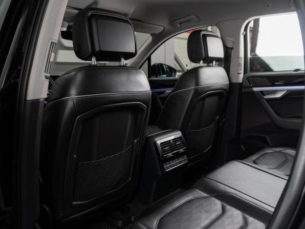 Volkswagen Touareg III с пробегом 2019 года, цена 4 829 000 рублей, 179940 км, внедорожник, Автокод Объявления