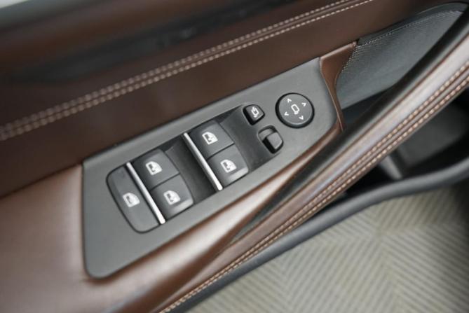 BMW 5 серии VII (G30/G31/G38) с пробегом 2019 года, цена 4 690 000 рублей, 150000 км, седан, Автокод Объявления