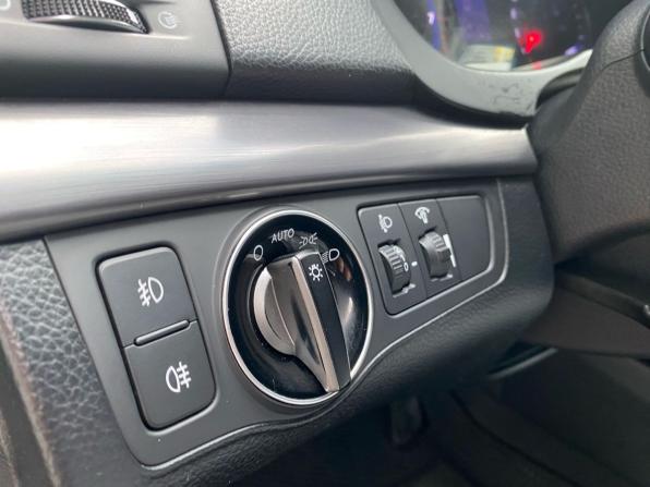Hyundai i40 I Рестайлинг с пробегом 2015 года, цена 1 259 000 рублей, 221000 км, седан, Автокод Объявления