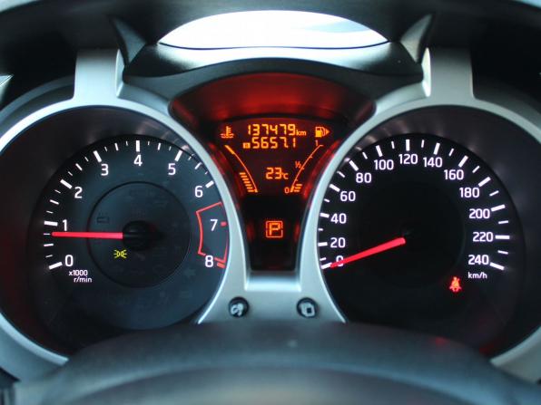 Nissan Juke I с пробегом 2014 года, цена 919 000 рублей, 137475 км, внедорожник, Автокод Объявления