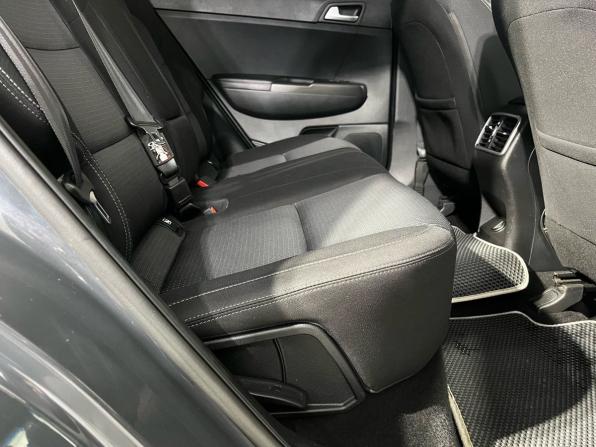 Kia Sportage IV Рестайлинг с пробегом 2019 года, цена 2 320 000 рублей, 83781 км, внедорожник, Автокод Объявления