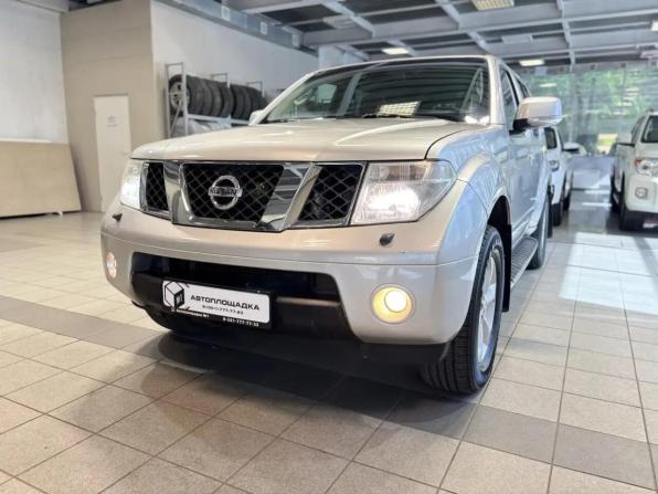 Nissan Pathfinder III с пробегом 2008 года, цена 1 620 000 рублей, 220000 км, внедорожник, Автокод Объявления