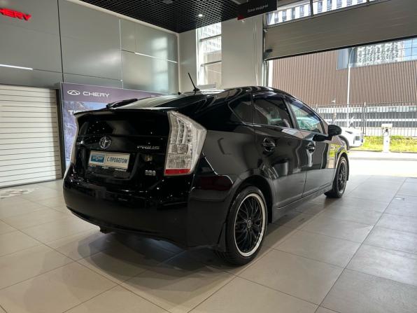 Toyota Prius III (XW30) с пробегом 2010 года, цена 1 059 000 рублей, 282600 км, лифтбек, Автокод Объявления