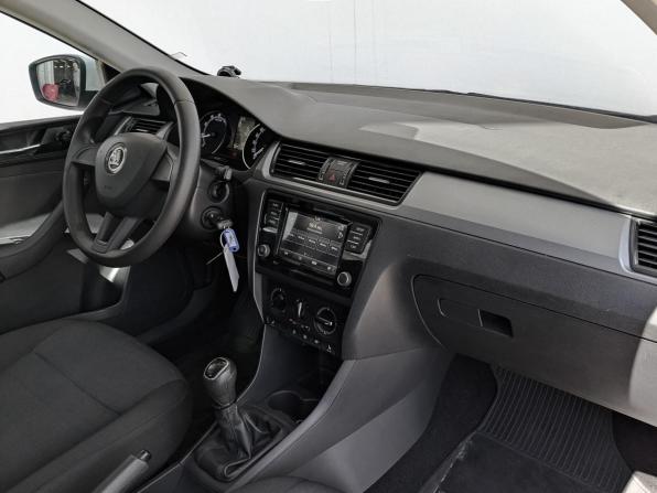 Skoda Rapid I Рестайлинг с пробегом 2019 года, цена 900 000 рублей, 122900 км, лифтбек, Автокод Объявления