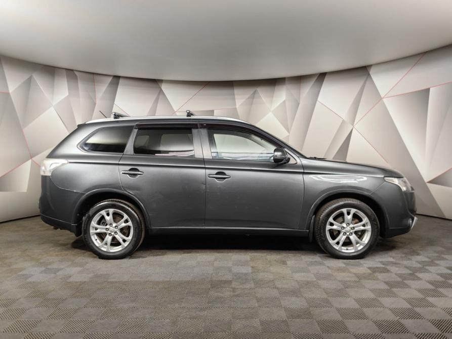 Mitsubishi Outlander III Рестайлинг Москва  - изображение 6