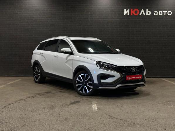 Lada (ВАЗ) Vesta I Рестайлинг (NG) с пробегом 2024 года, цена 1 445 000 рублей, 42499 км, универсал, Автокод Объявления